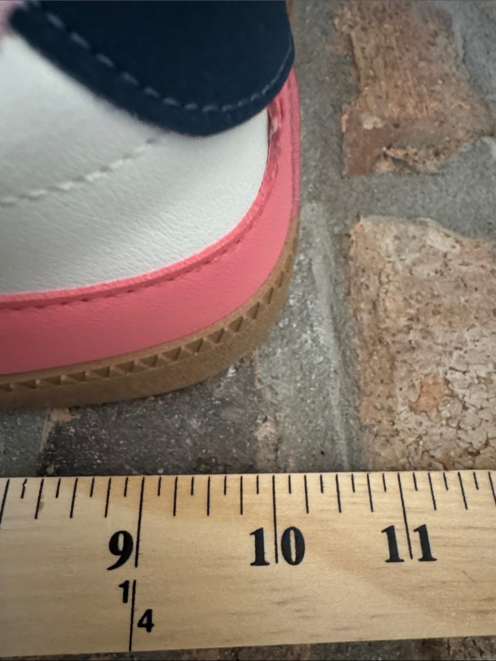 La Sheelah Women's  Navy, Pink & Cream Retro Trainer Sz 10 NWT - Picture 5 of 7